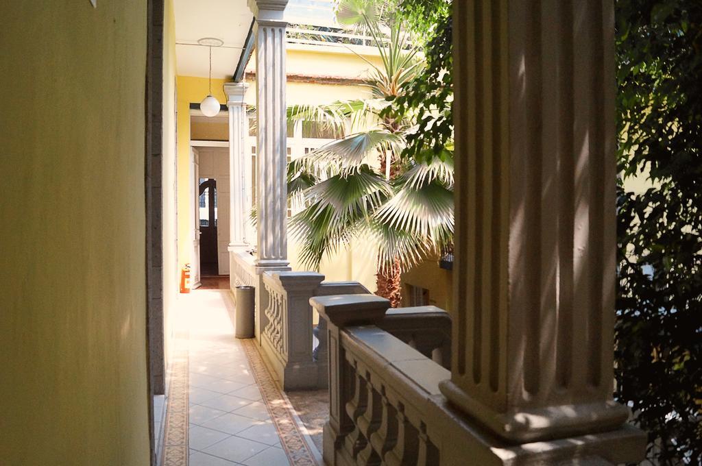 Hotel Real Salamanca Мехико Экстерьер фото